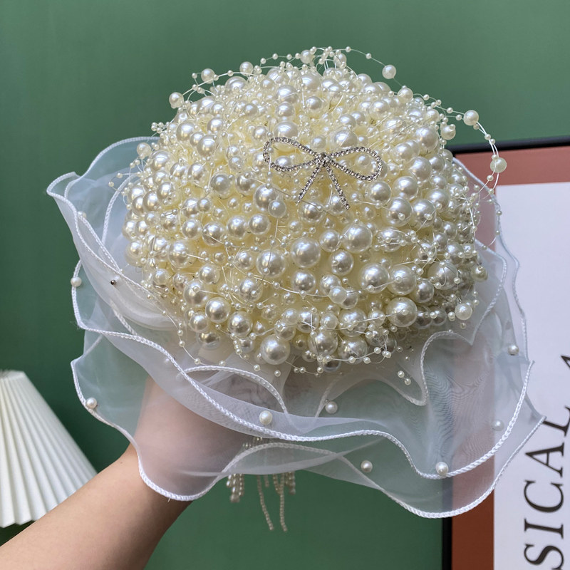 Bridal wedding bouquet pearl c - Baby Products Photoshoot recension och pris
